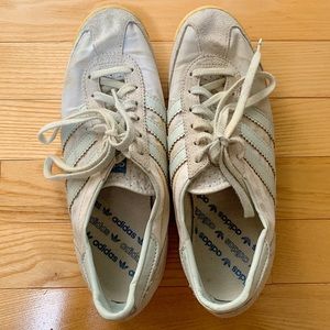 Vintage 1990s Adidas 6.5